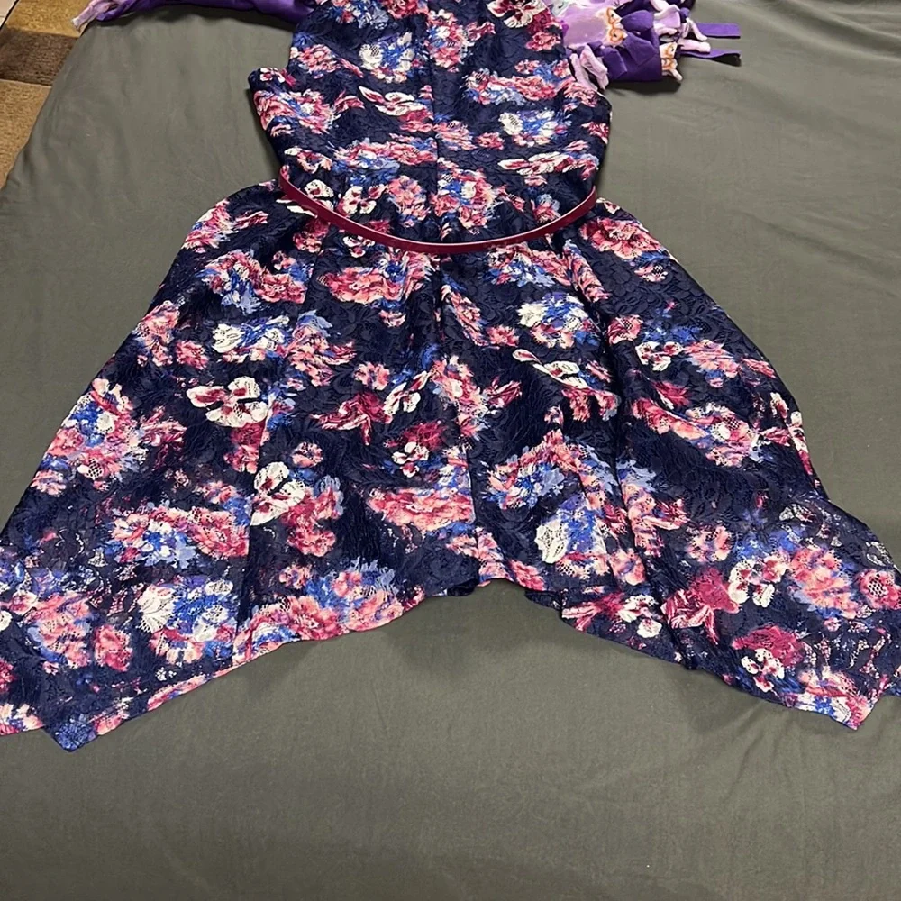 Floral Fit and Flare Dress - Picture 4 of 5